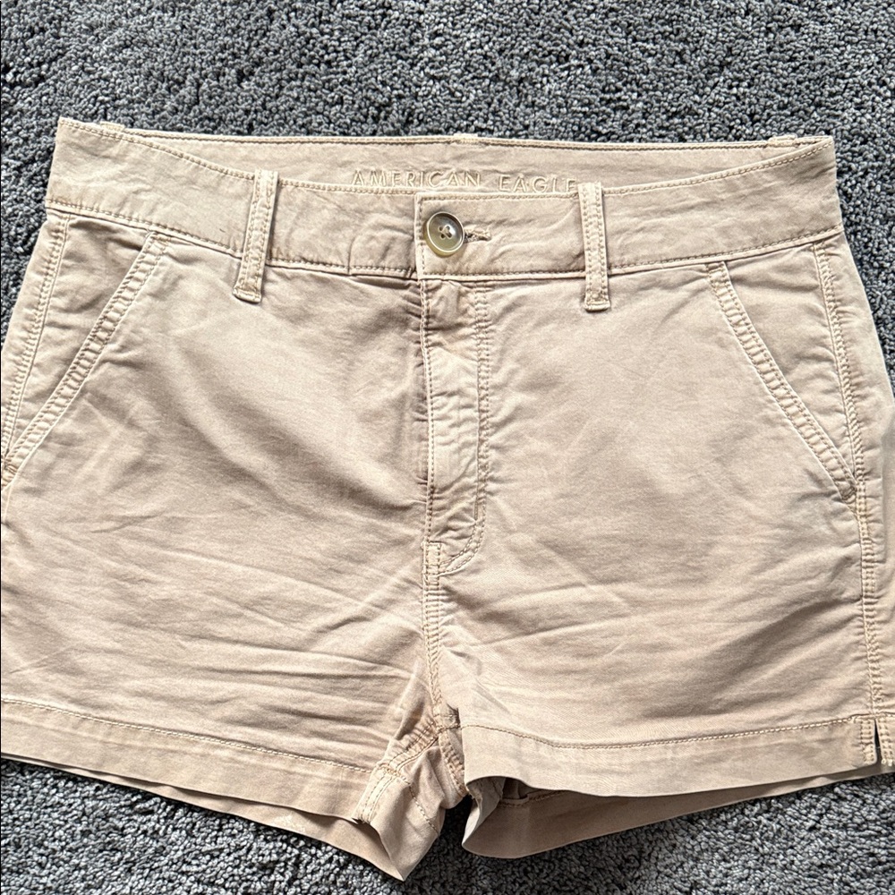 American Eagle Outfitters Women's Beige Cargo Shorts